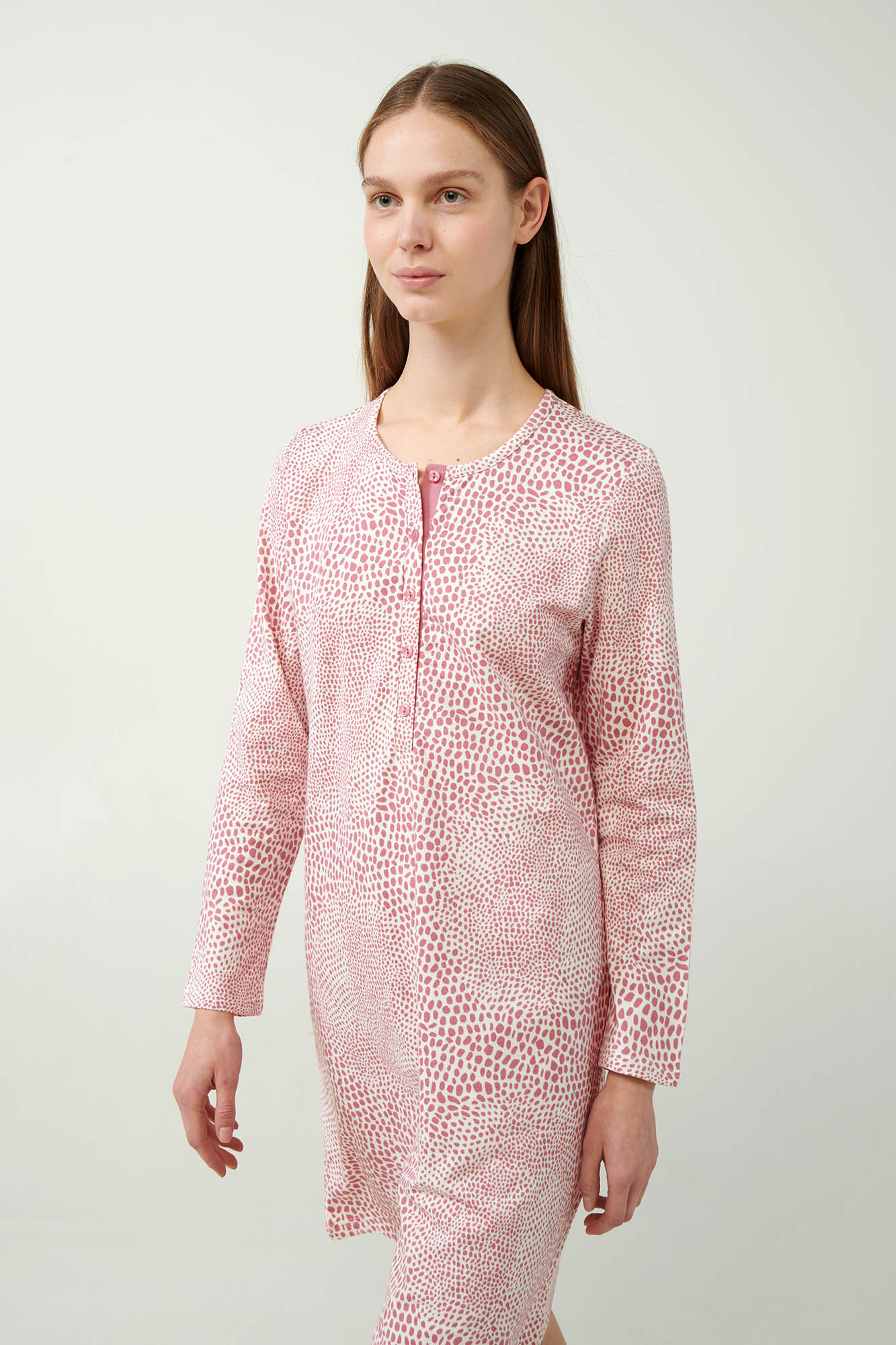 2_0518743738 Λεοπάρ Νυχτικό Φούτερ με Πατιλέτα