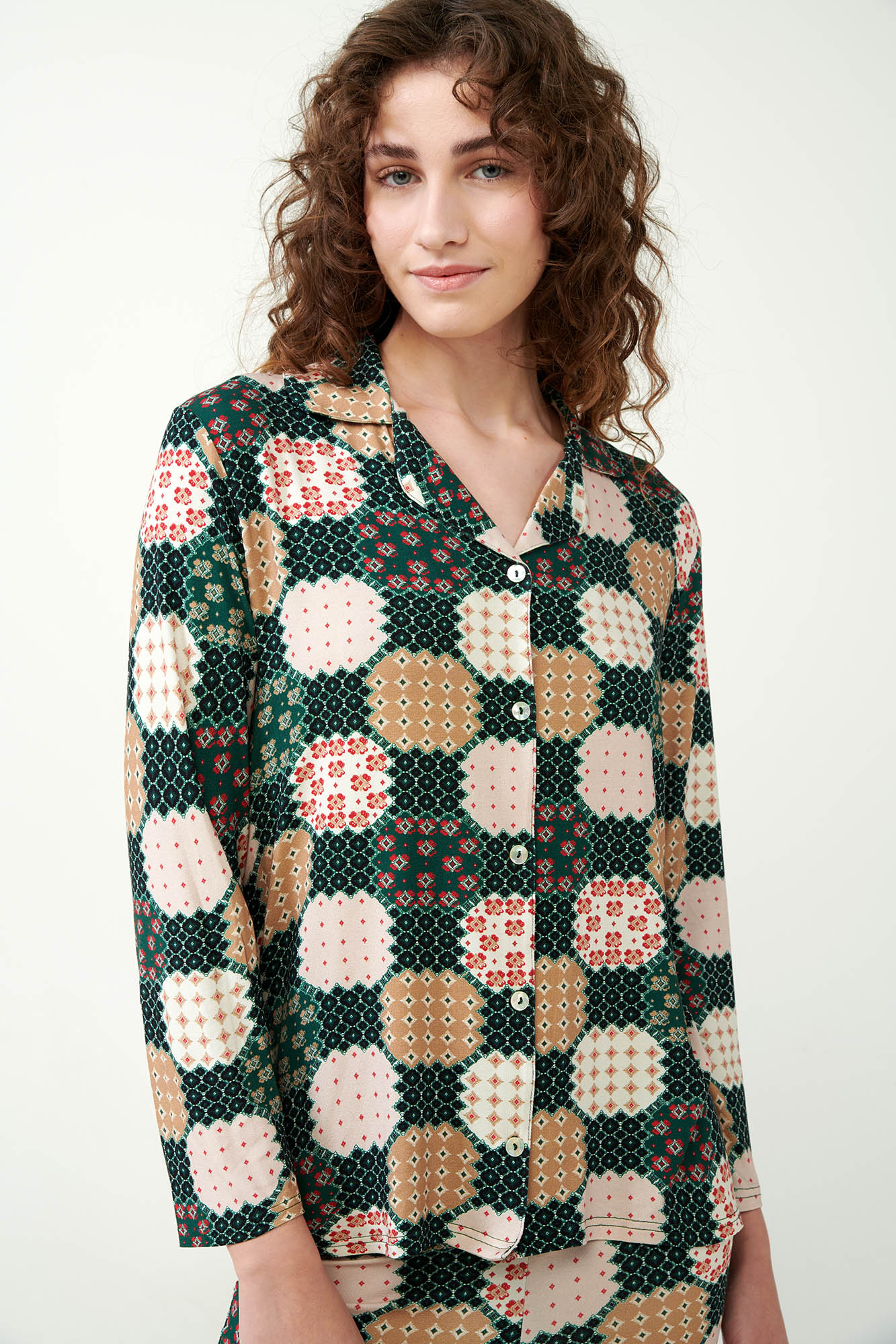 2_0632006363 Κουμπωτή Πυτζάμα με Patchwork Μοτίβο