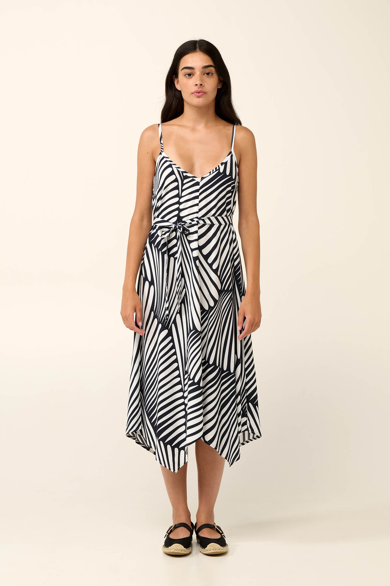 Καλοκαιρινό Φόρεμα από Ποπλίνα με Ζώνη