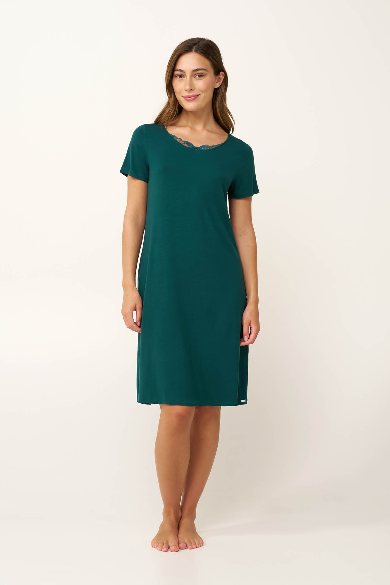 Μονόχρωμο Νυχτικό Micromodal  με Δαντέλα