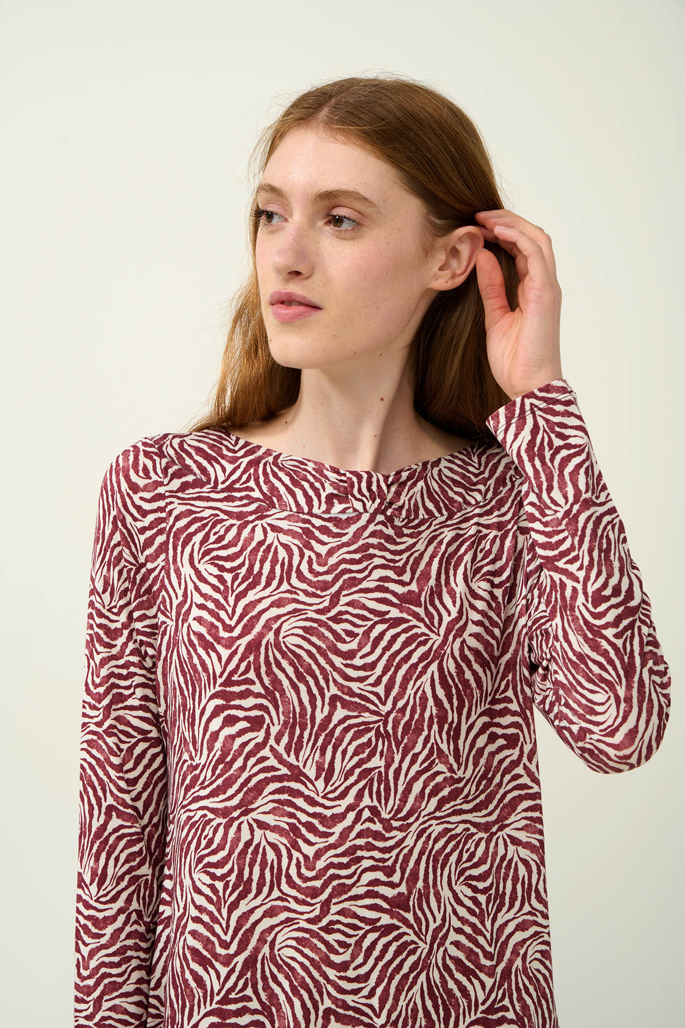 Χειμερινό Micromodal Νυχτικό με Μοτίβο Ζέβρα