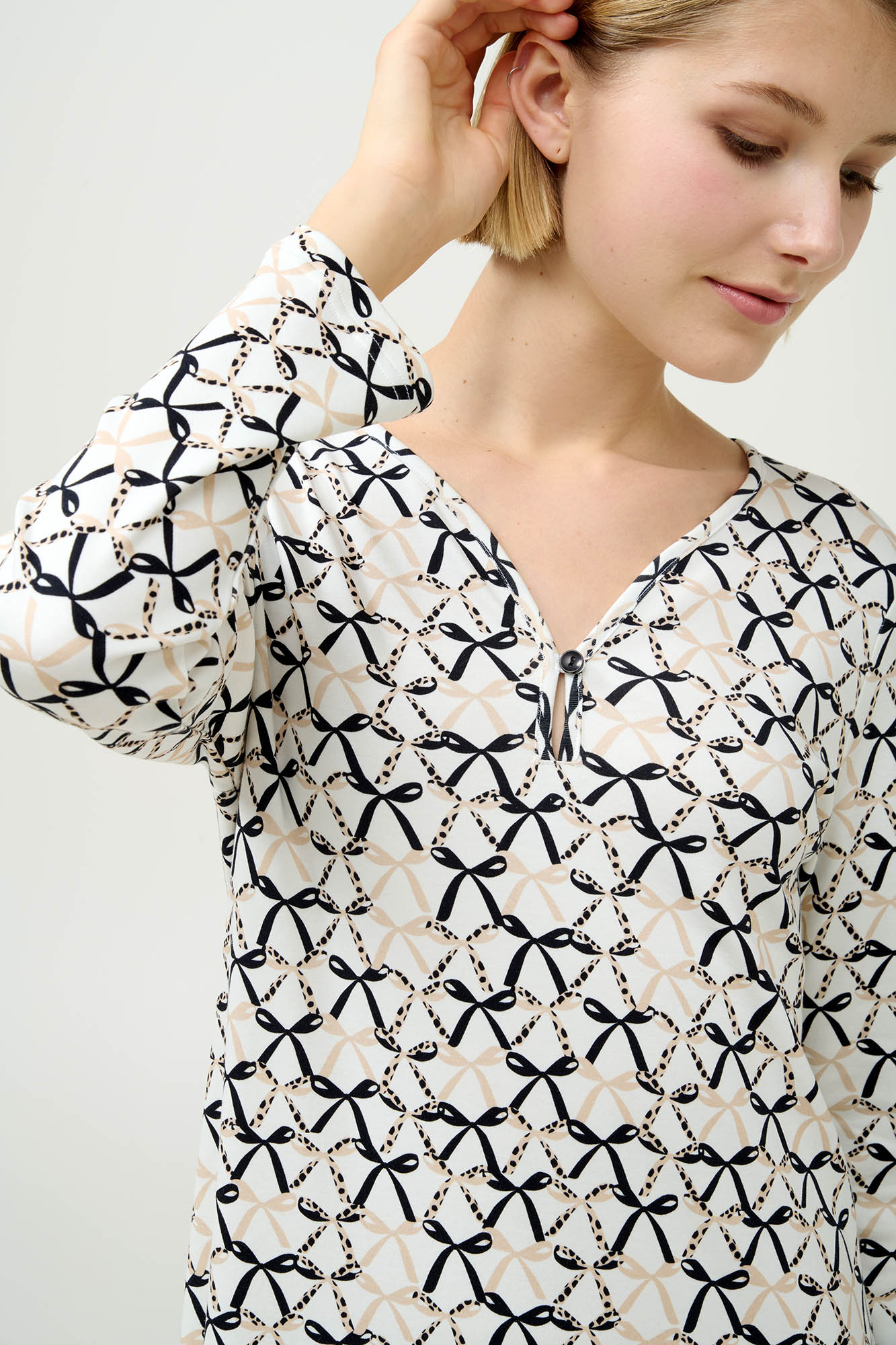 Μακρύ Βαμβακερό Νυχτικό με Φιόγκους