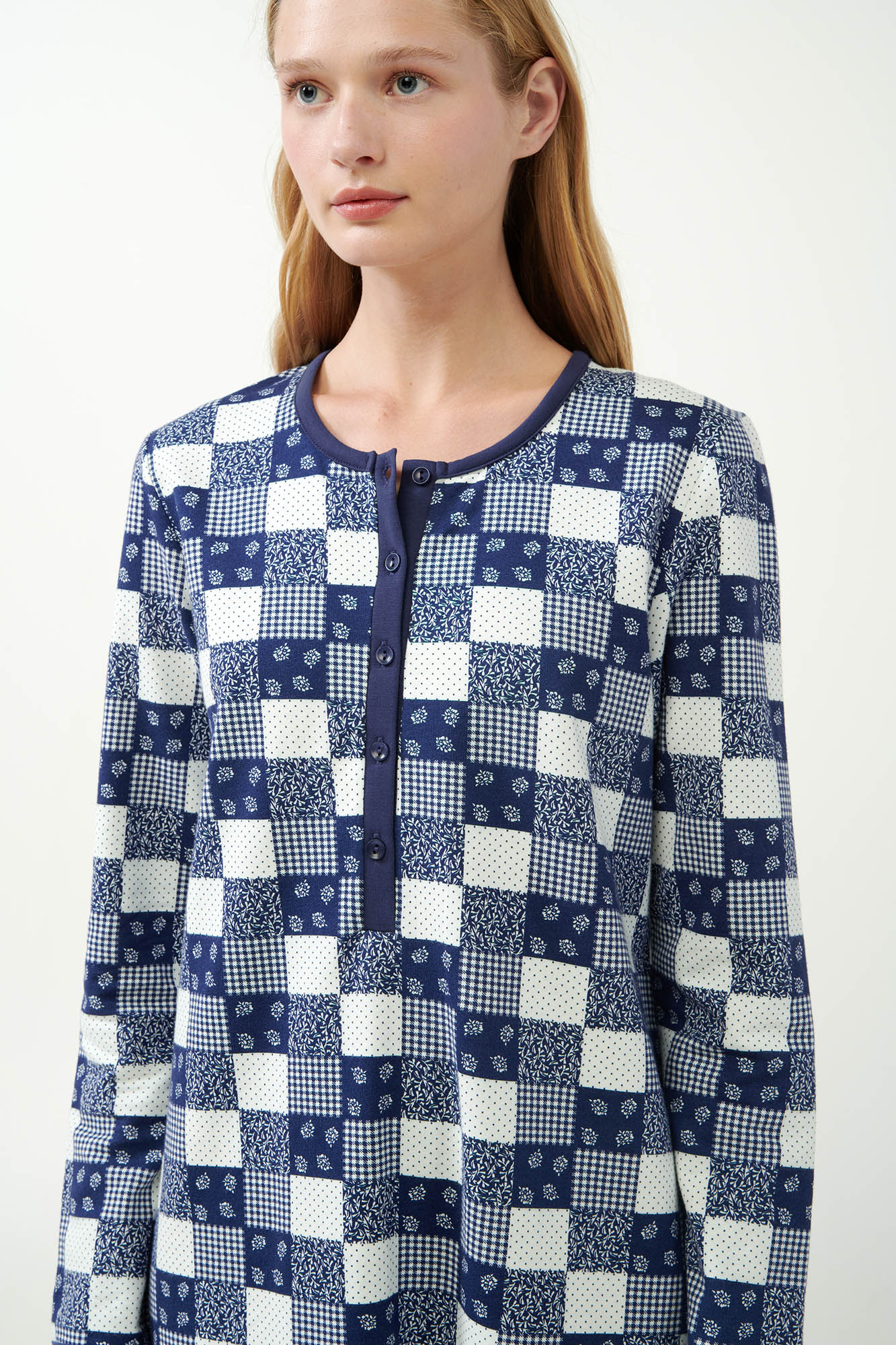 3_0182894697 Νυχτικό Φούτερ Patchwork με Πατιλέτα