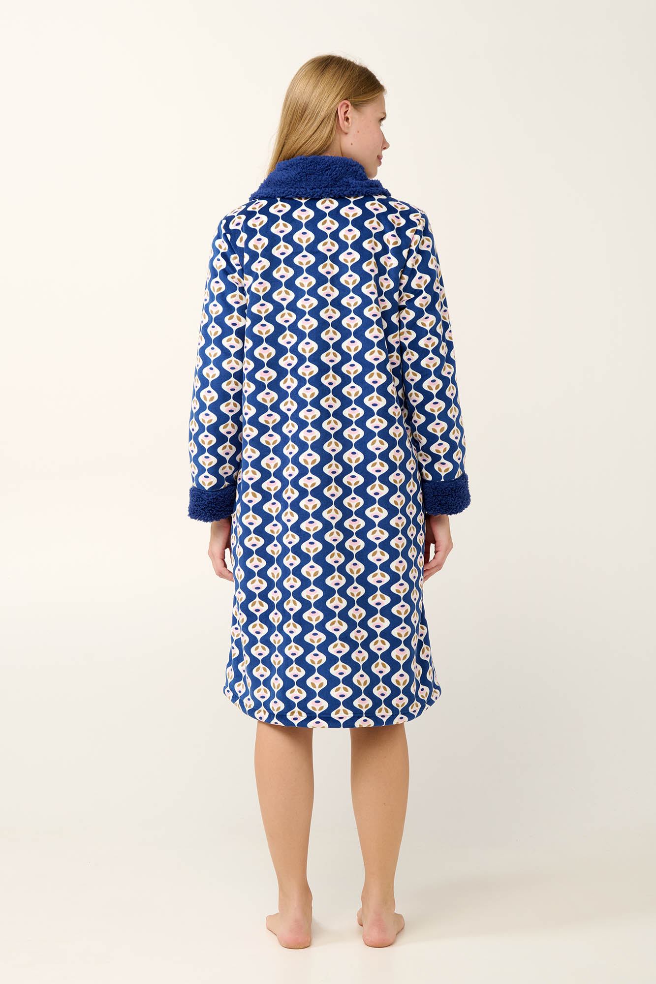 Μακριά Γυναικεία Ρόμπα Fleece με Κουμπιά