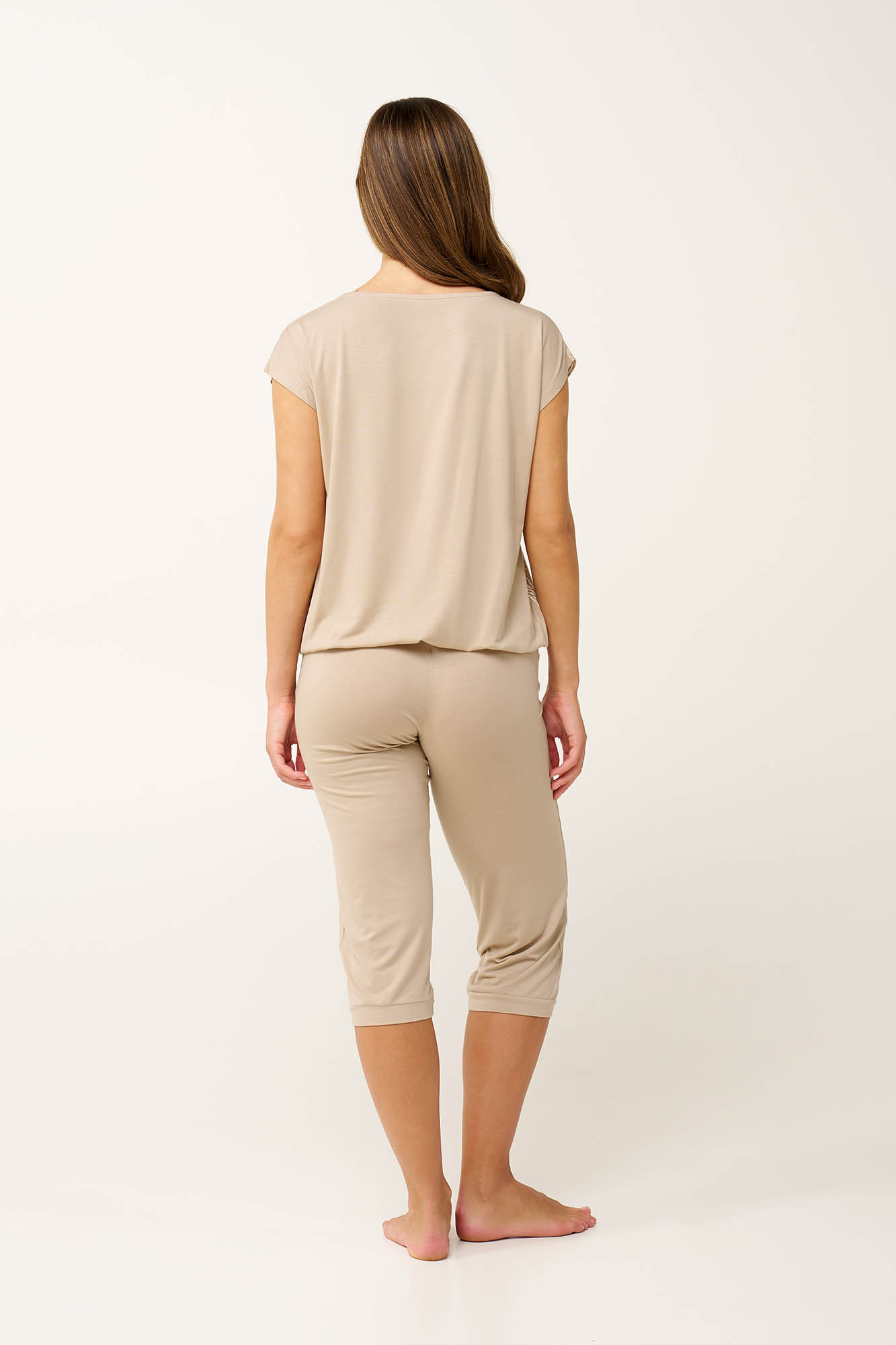 Γυναικεία Micromodal Πυτζάμα με Κάπρι Παντελόνι