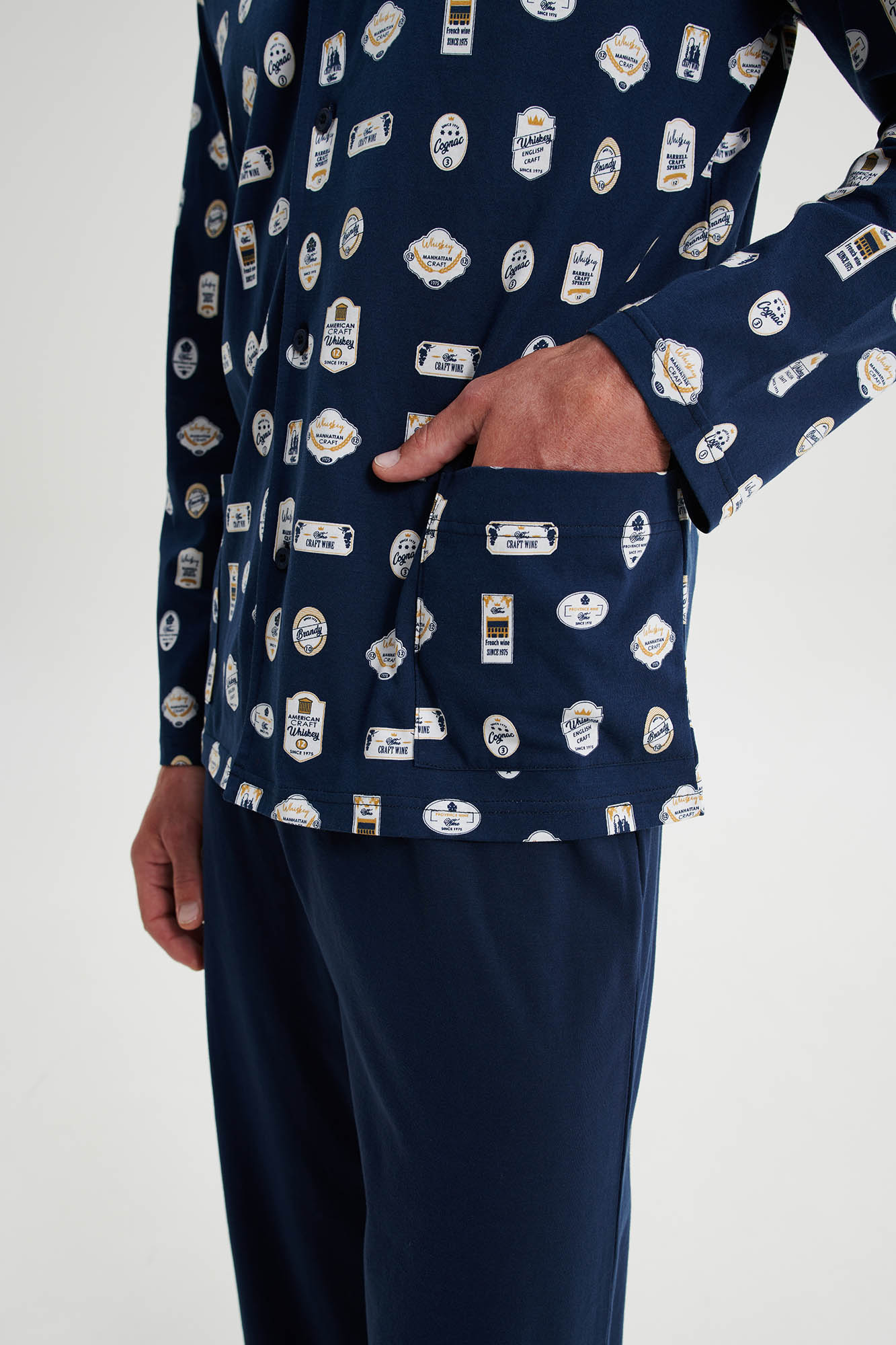 Πυτζάμα με Κουμπιά