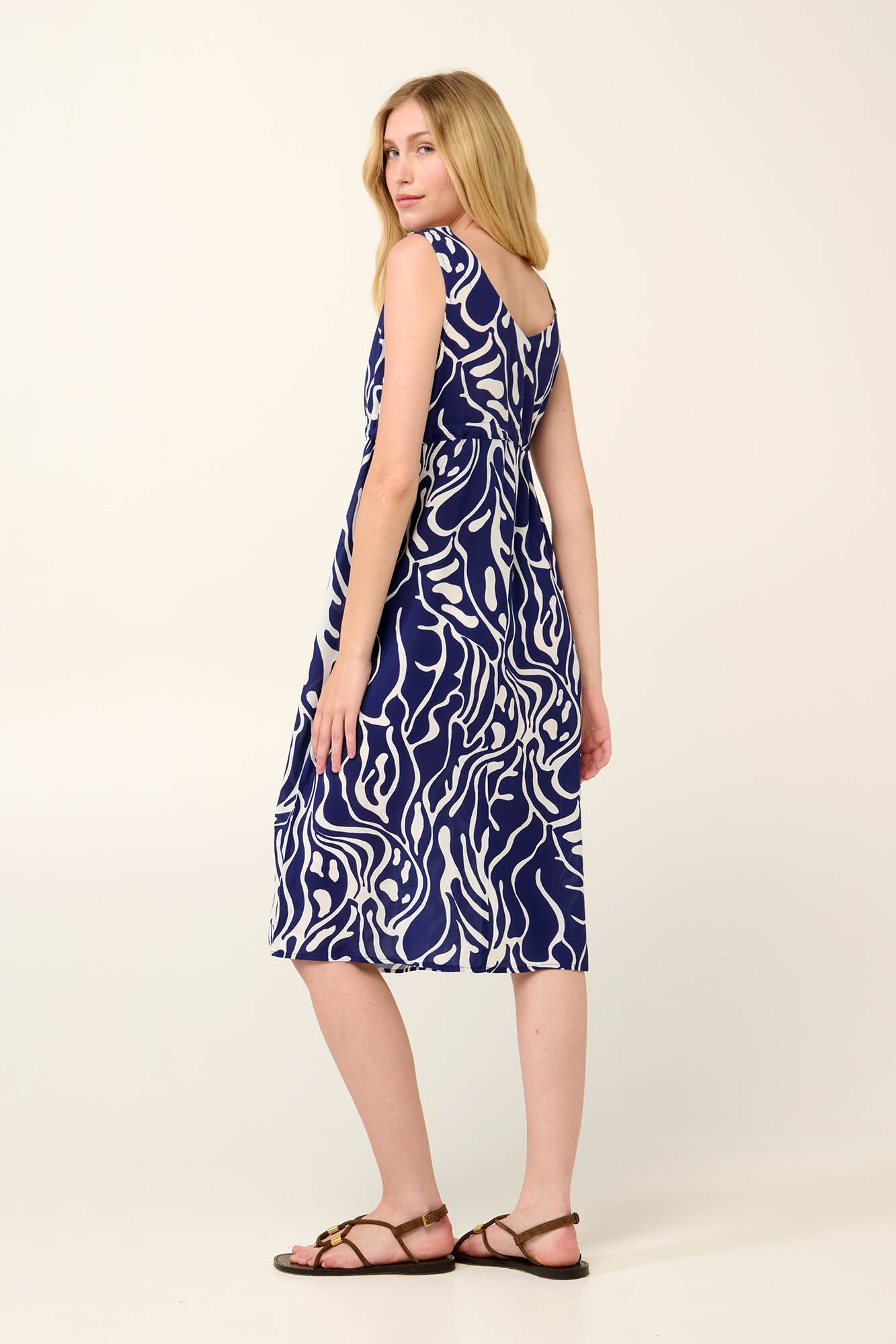 Αμάνικο Καλοκαιρινό Φόρεμα από Ποπλίνα