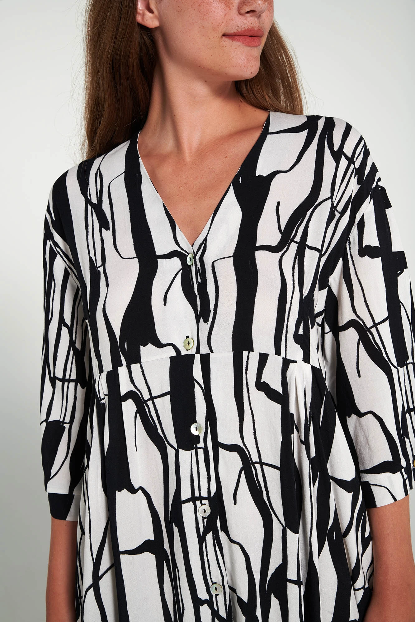 Εμπριμέ Κουμπωτό Καφτάνι