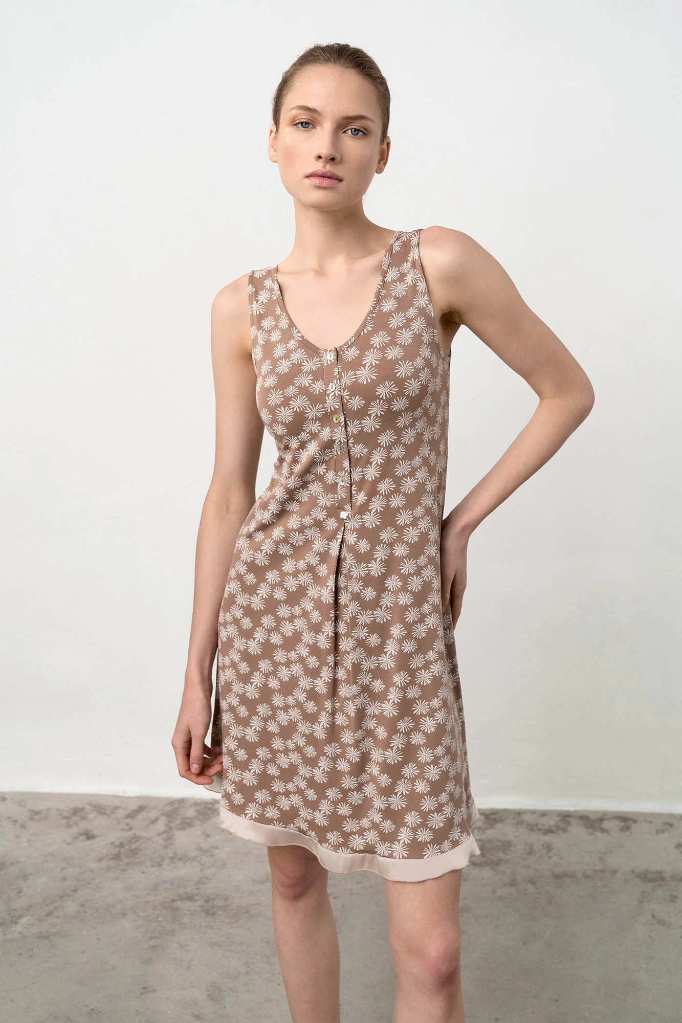 Φλοράλ Νυχτικό με Πατιλέτα