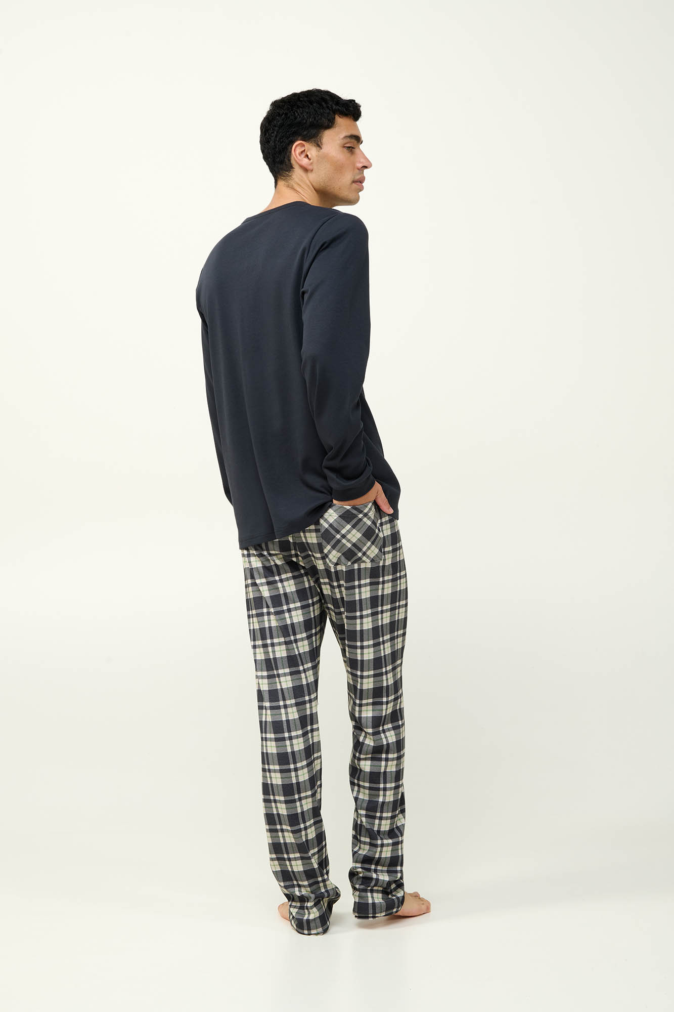 3_0769996950 Ανδρική Βαμβακερή Πυτζάμα με Πατιλέτα