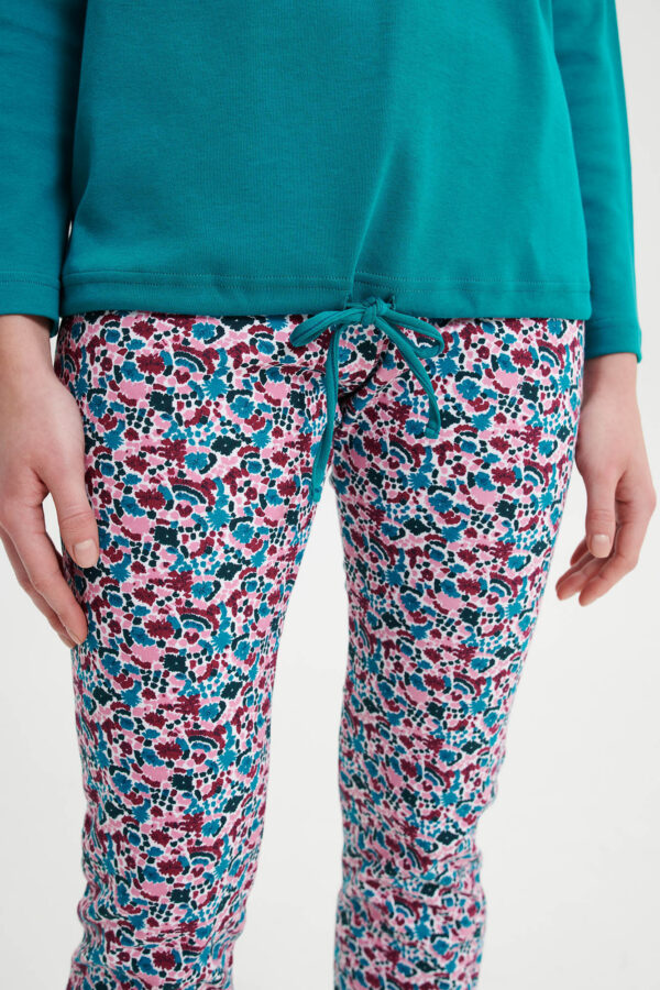 Πυτζάμα με Λαιμόκοψη