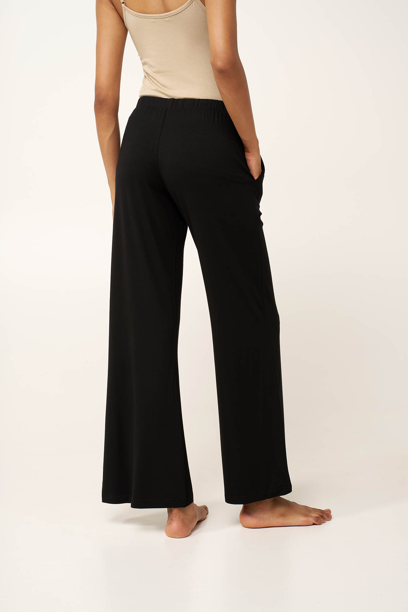 Γυναικείο παντελόνι με φαρδιά πόδια από βισκόζη