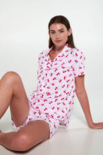Εμπριμέ Κουμπωτή Πυτζάμα - Image 3
