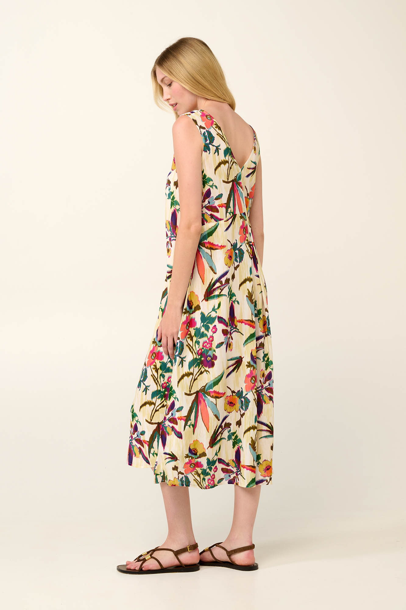 Μακρύ Καλοκαιρινό  Φλοράλ Φόρεμα με Πιέτα