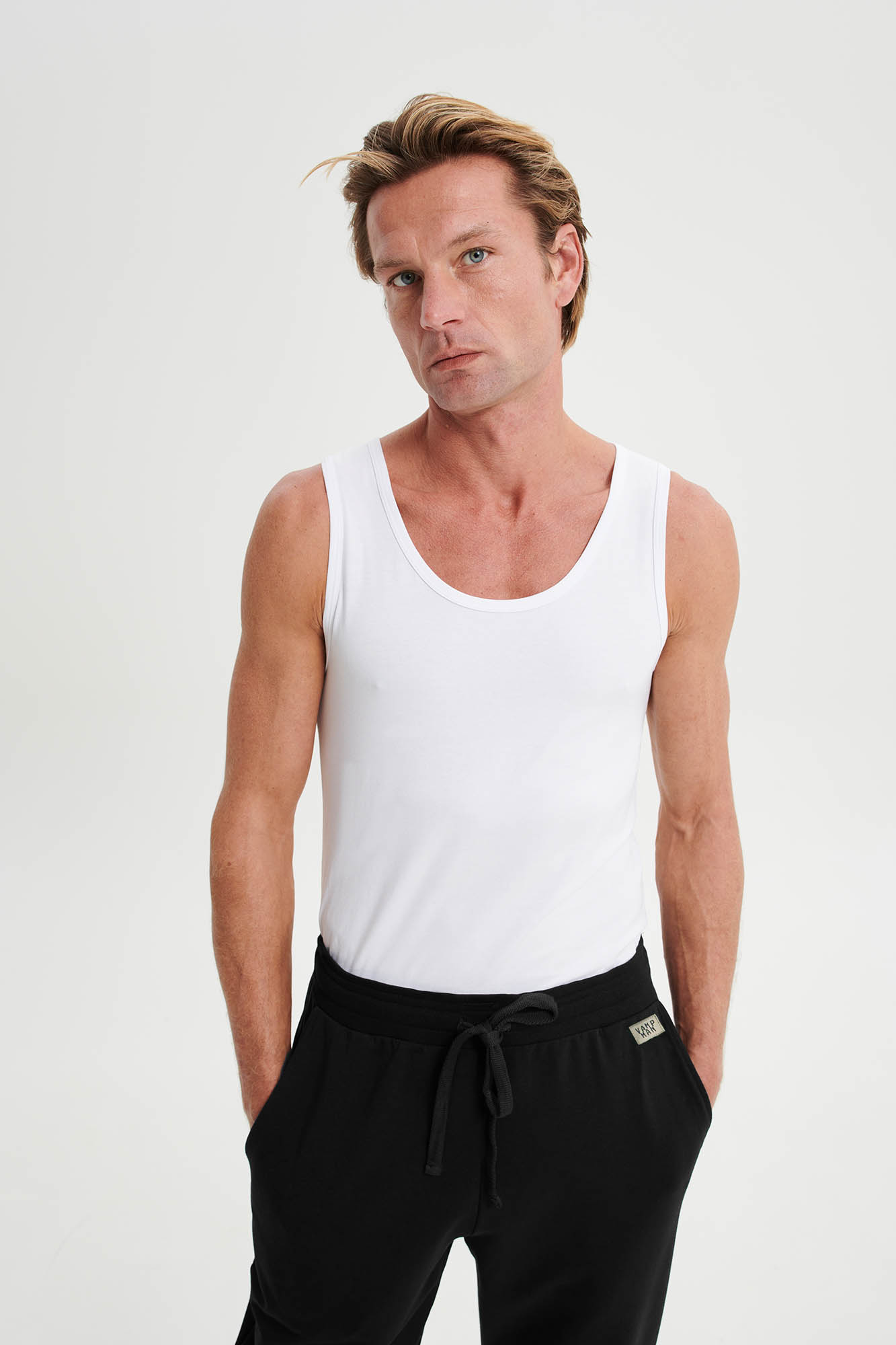 3_0969568918 Μονόχρωμο Παντελόνι Φούτερ