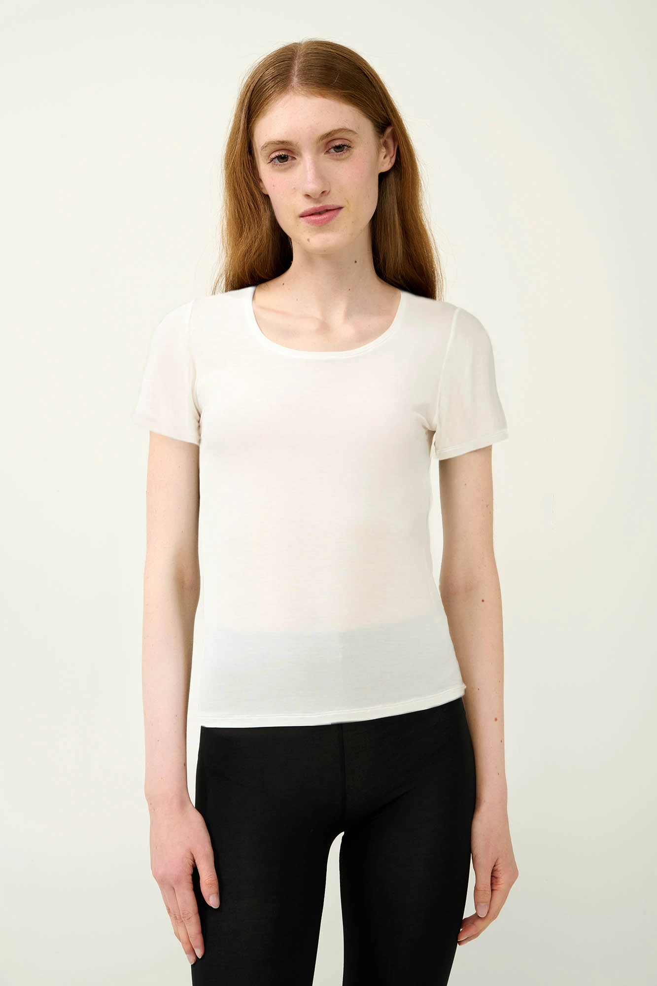 4_0213783010 Γυναικείο Μονόχρωμο Micromodal Φανελάκι