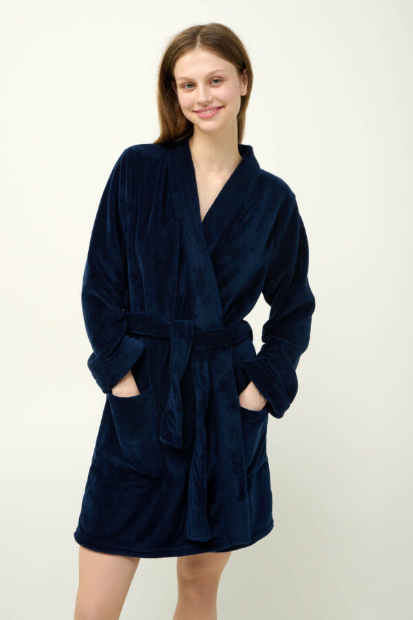 Μονόχρωμη Σταυρωτή Ρόμπα