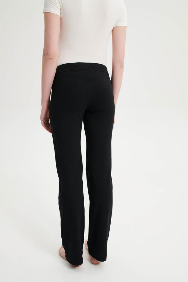 Μονόχρωμο Παντελόνι με Τσέπες