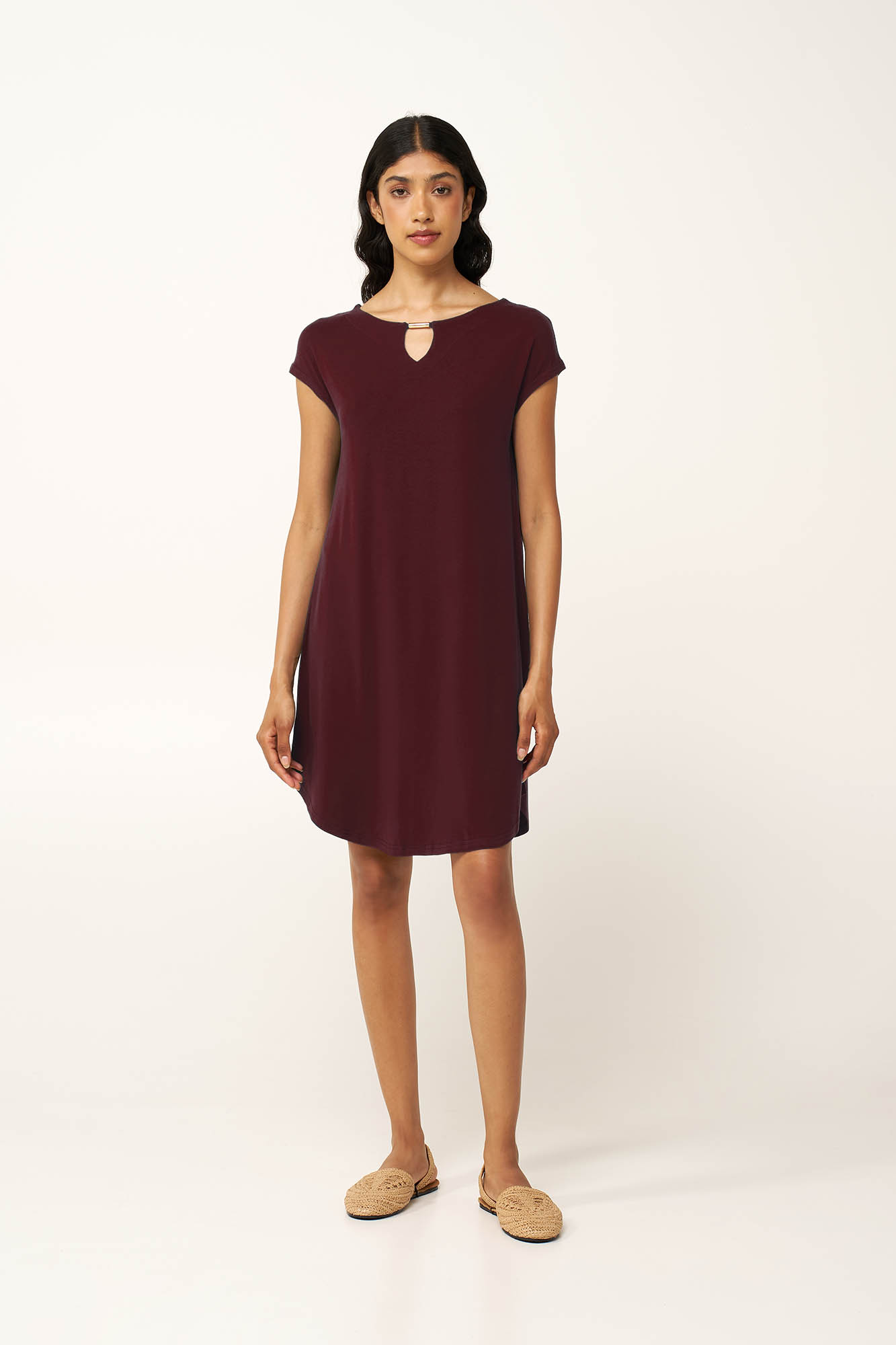 Μονόχρωμο Καλοκαιρινό Viscose Φόρεμα με