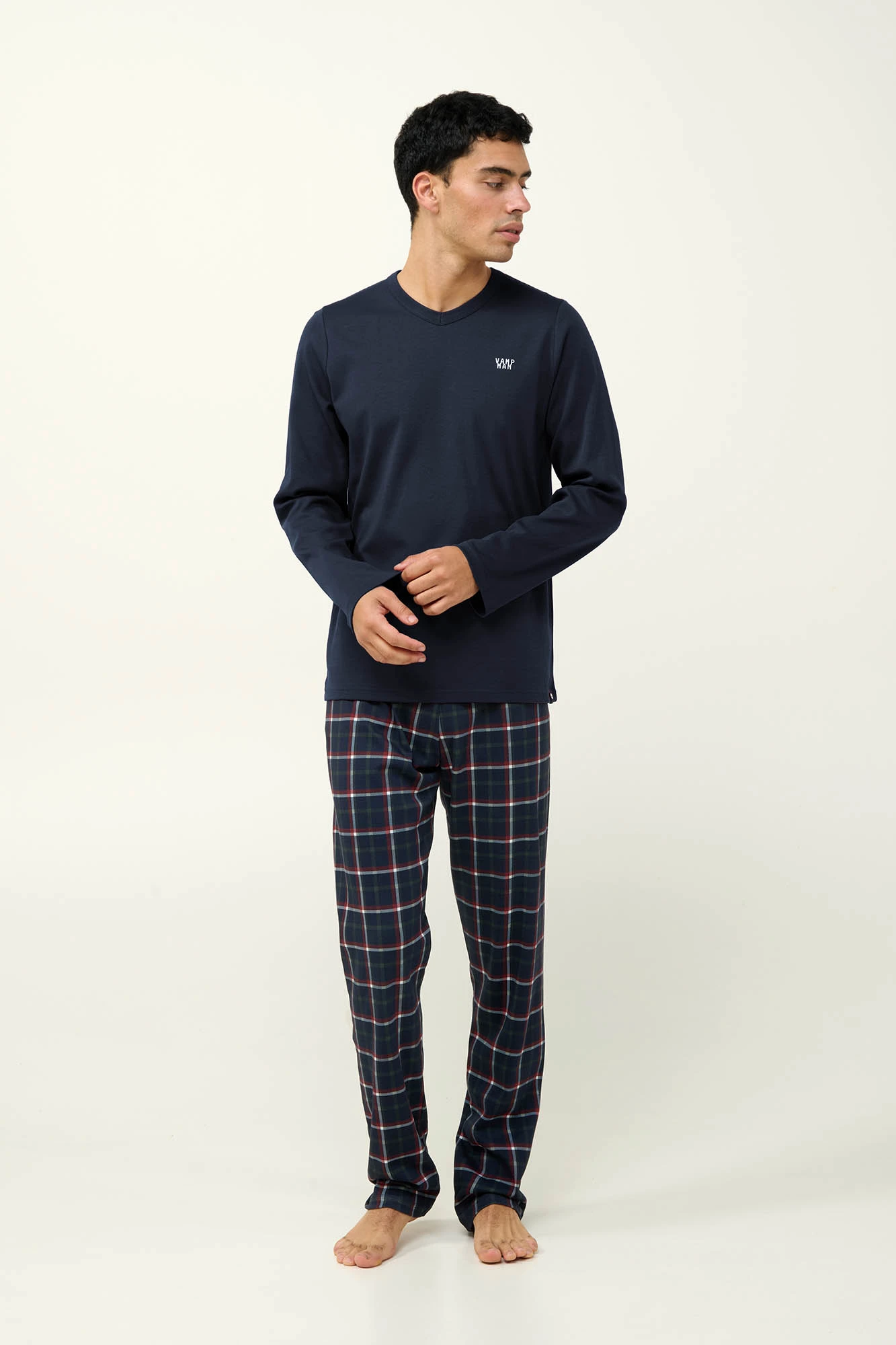 4_0678034612 Ανδρική Βαμβακερή Πυτζάμα με V λαιμόκοψη