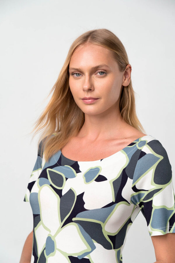 Φόρεμα Με Κοντό Μανίκι