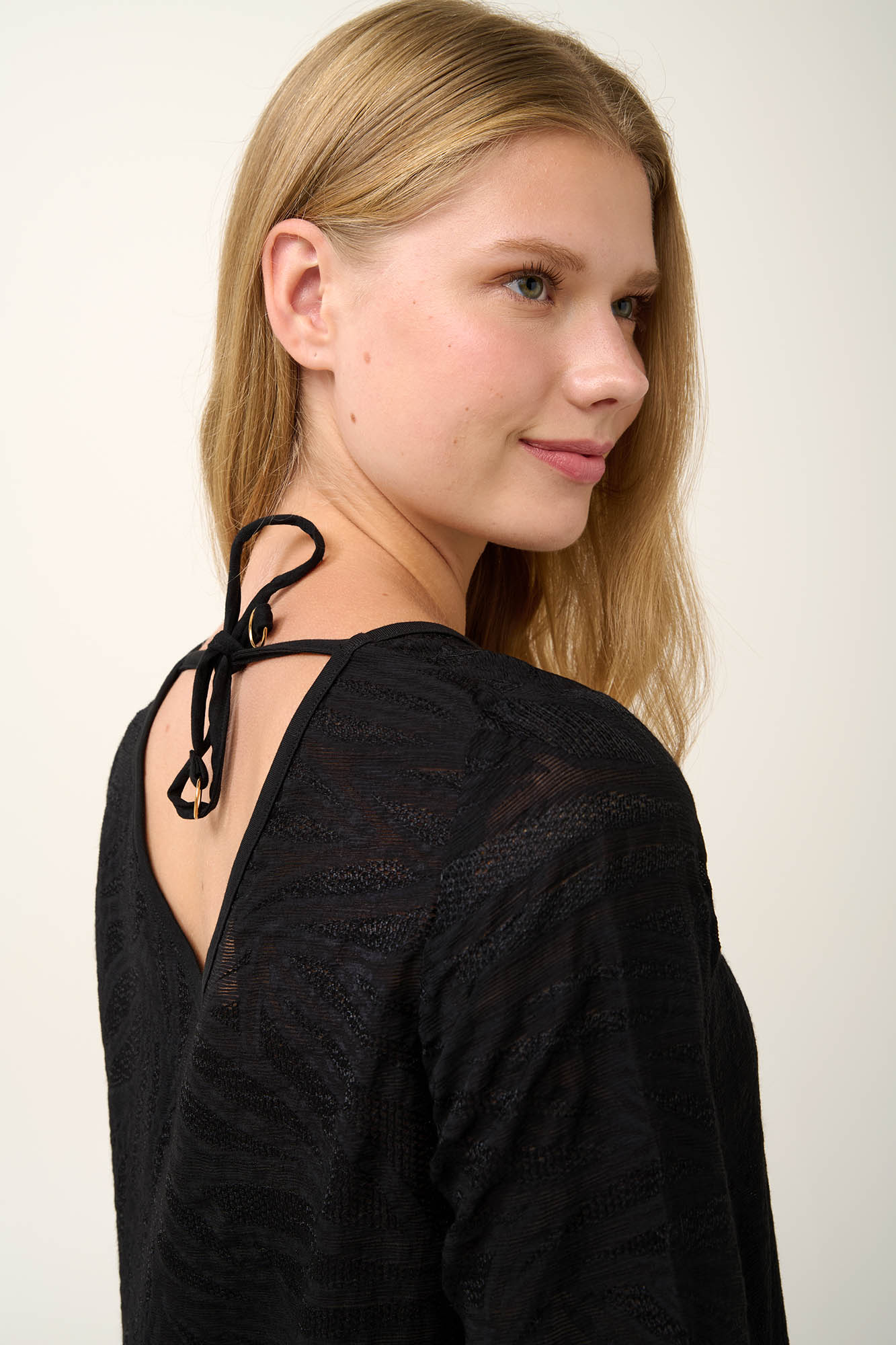 4_0715394584 Καλοκαιρινό Διάτρητο Φόρεμα με Κοντό Μανίκι