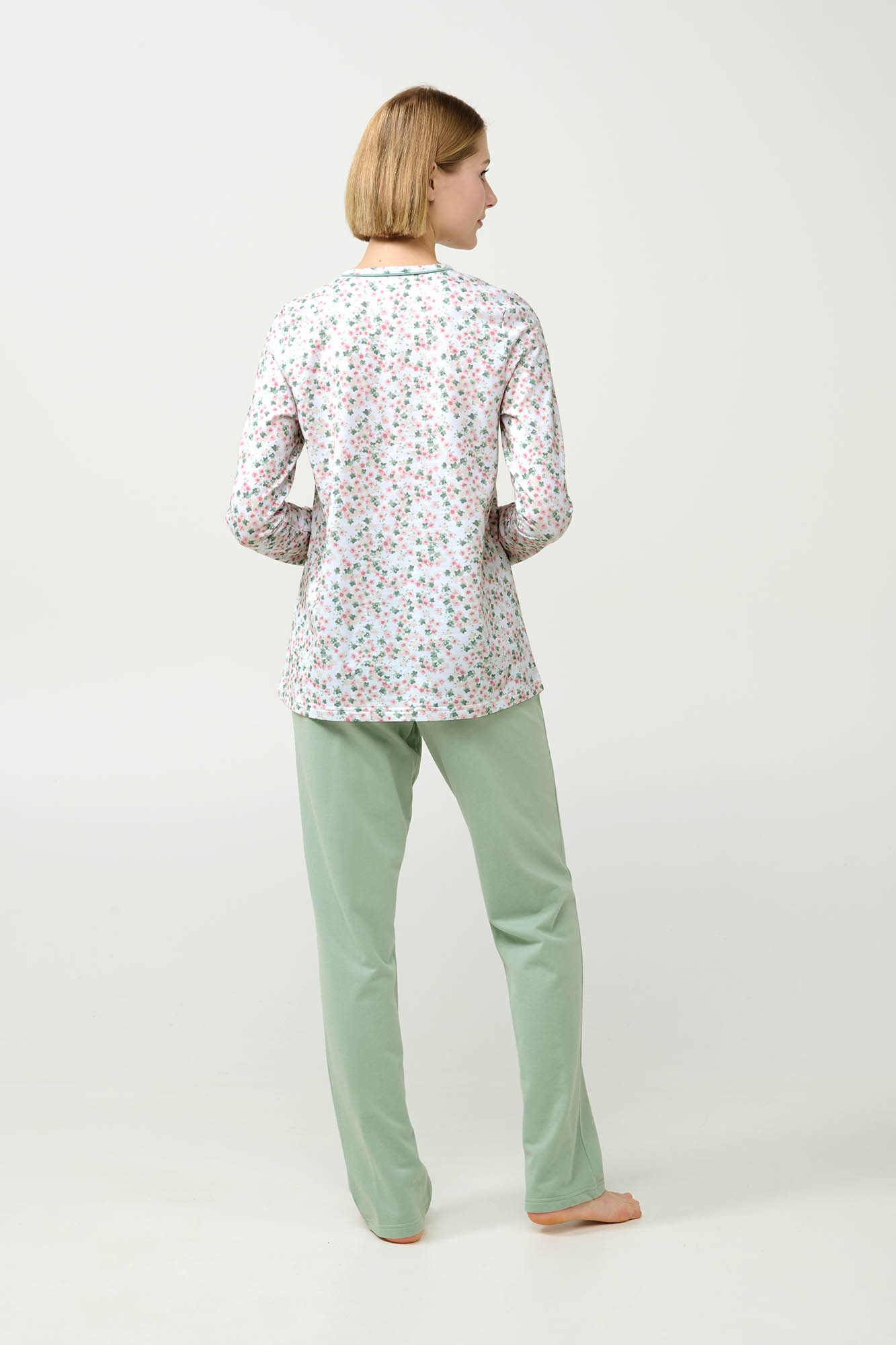 Βαμβακερή Γυναικεία Πυτζάμα με Πατιλέτα