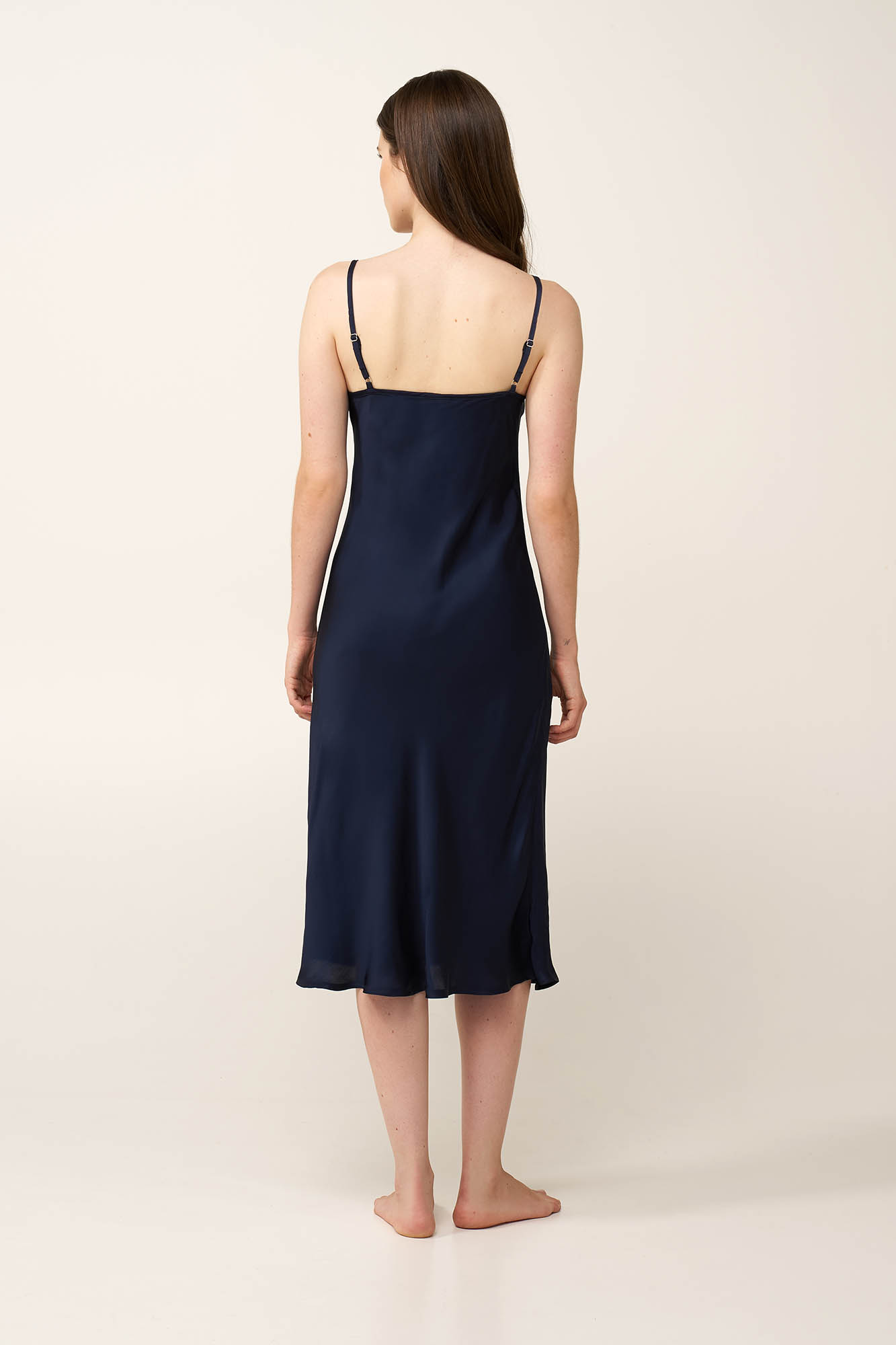 4_0859878461 Σατέν Νυχτικό με Τιράντες