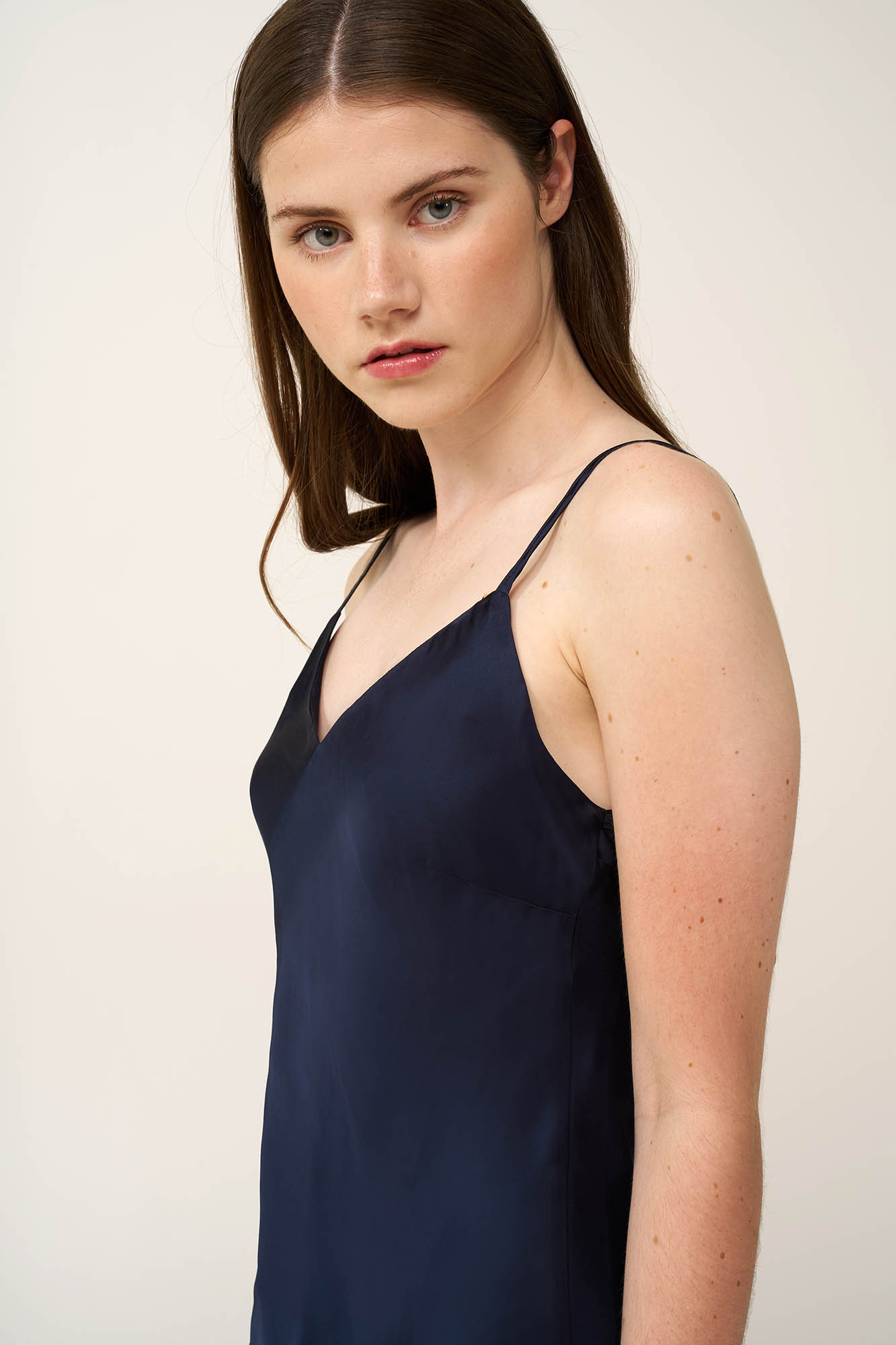 Σατέν Baby doll με Τιράντες