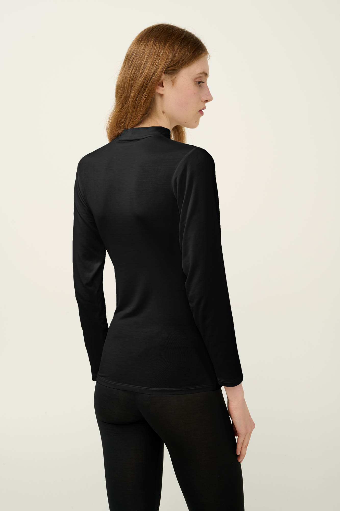 Γυναικείο Φανελάκι με Ψηλή Λαιμόκοψη