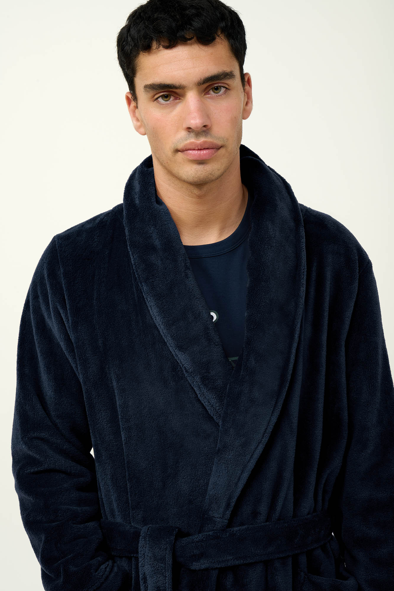 Μονόχρωμη Ανδρική Σταυρωτή Ρόμπα