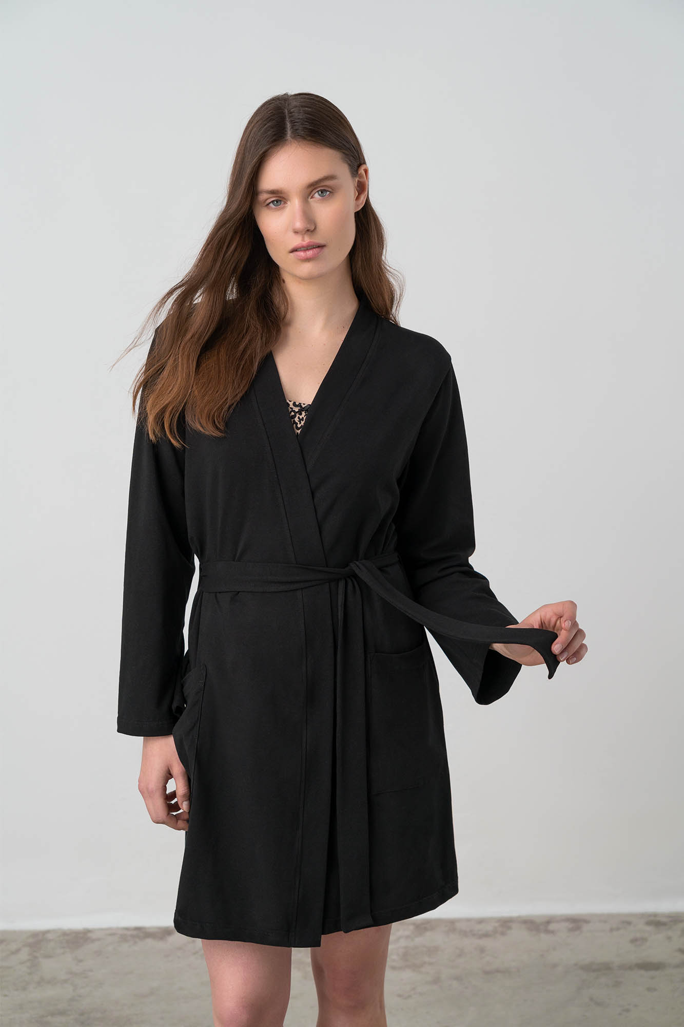 Σετ Νυχτικό με Μονόχρωμη Ρόμπα