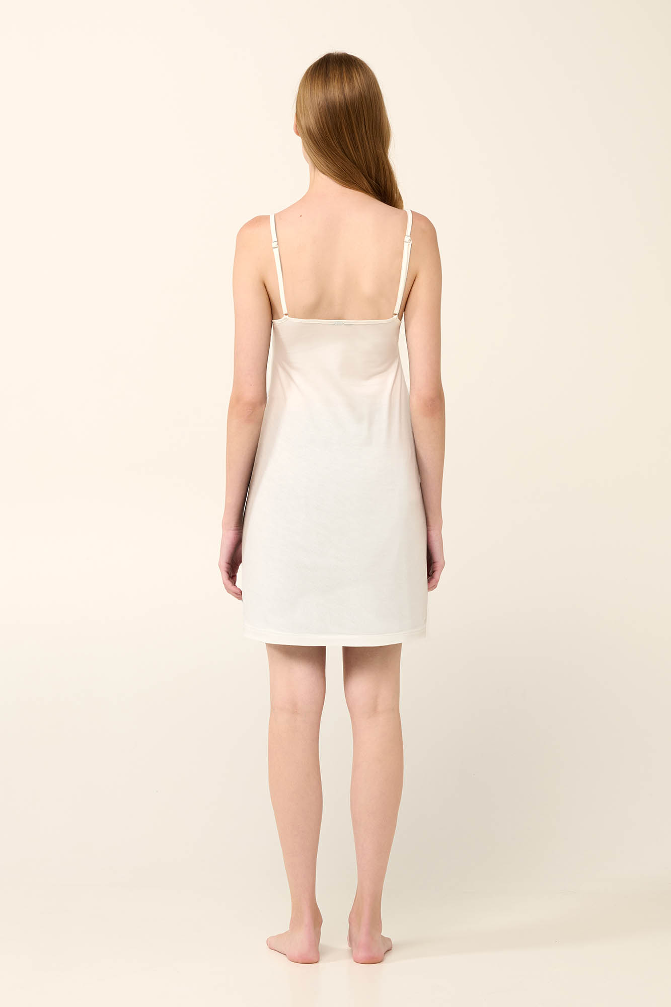 Μονόχρωμο Καλοκαιρινό Νυχτικό Micromodal Με Δαντέλα