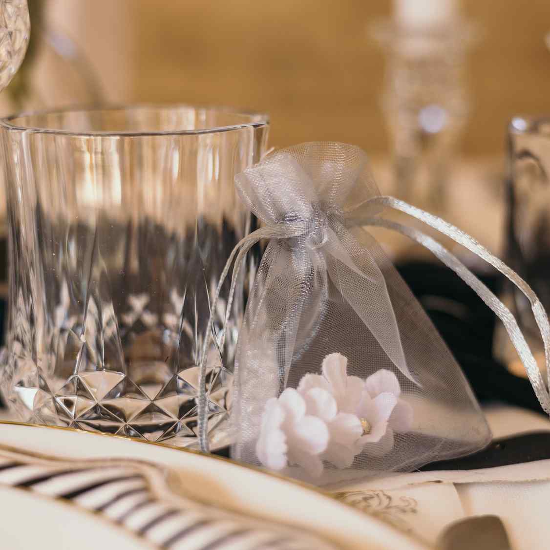 Beauty Home 24 Μαργαρίτες από Λευκό Βελούδο και Χρυσό Μαργαριτάρι Ø2.5cm