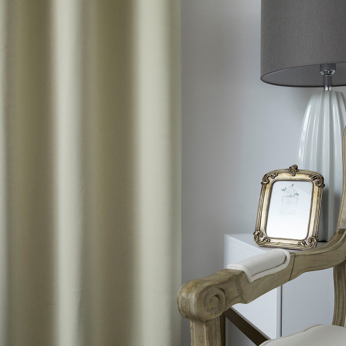 Beauty Home Κουρτίνα Blackout σκίασης με 8 κρίκους Ideal Art 8400 140x270 Μπεζ