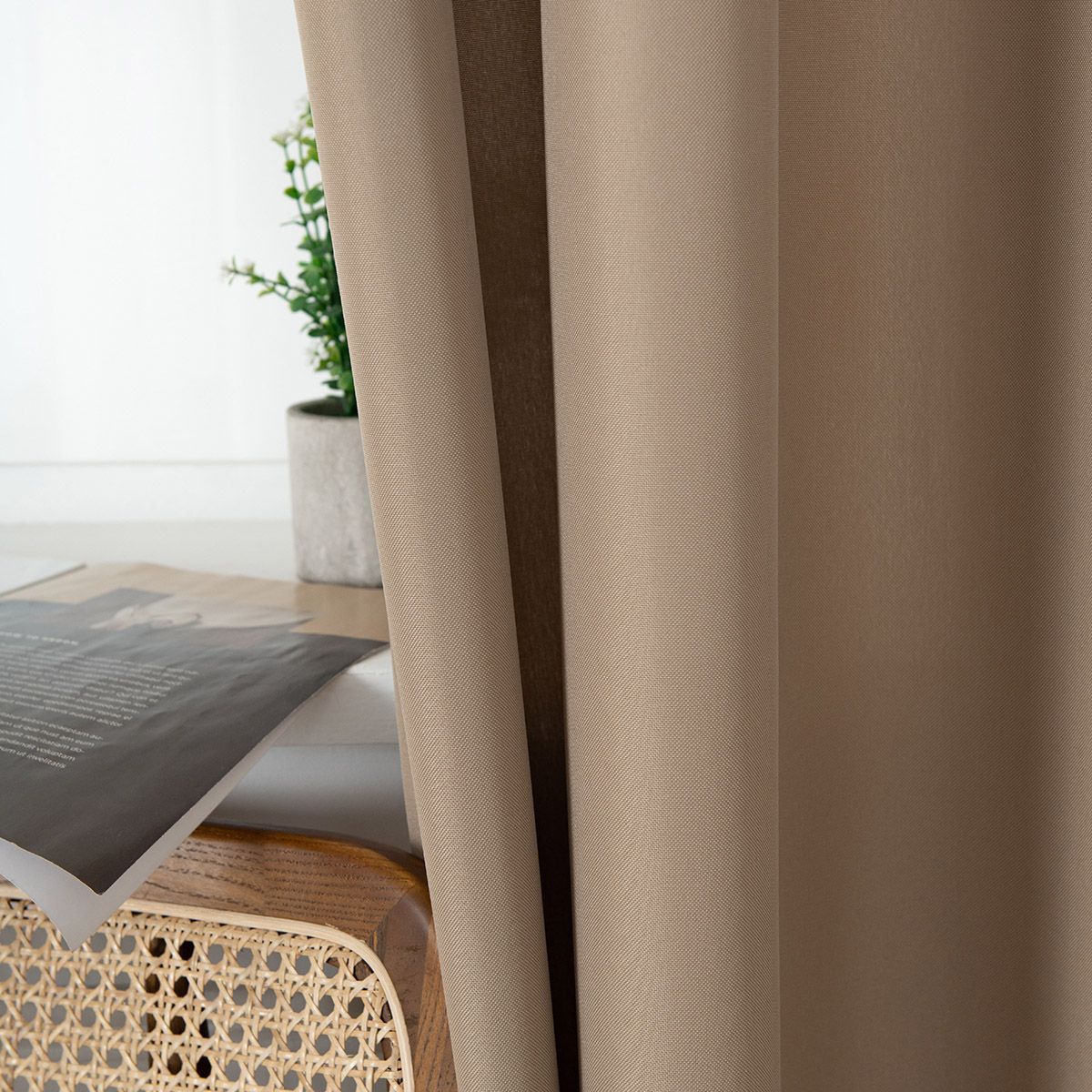 Beauty Home Κουρτίνα μεσαίας σκίασης με 8 μεταλλικούς κρίκους Effect Art 8443 140x270 Μπεζ