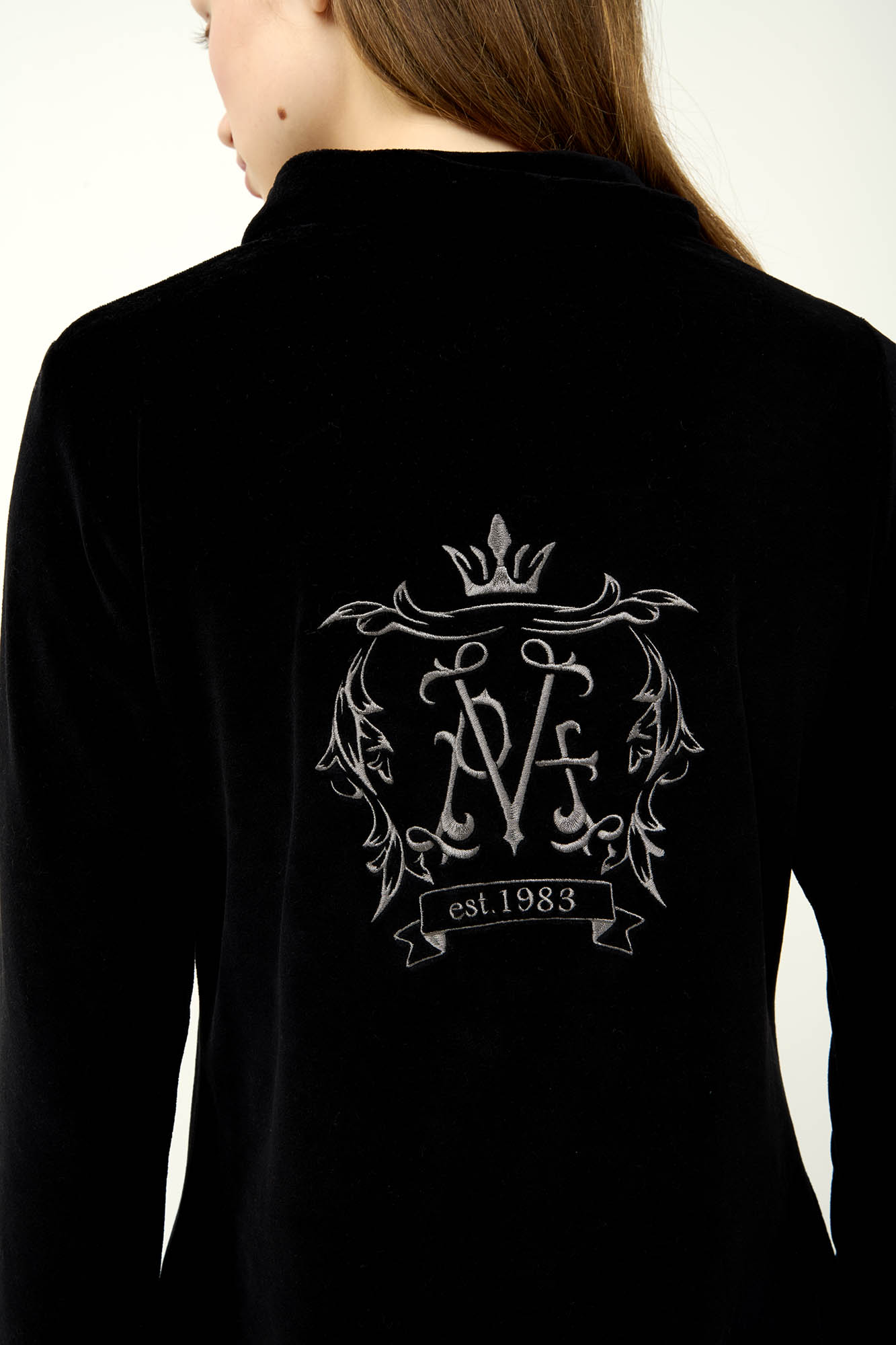 Γυναικεία Velvet Φόρμα με Φερμουάρ