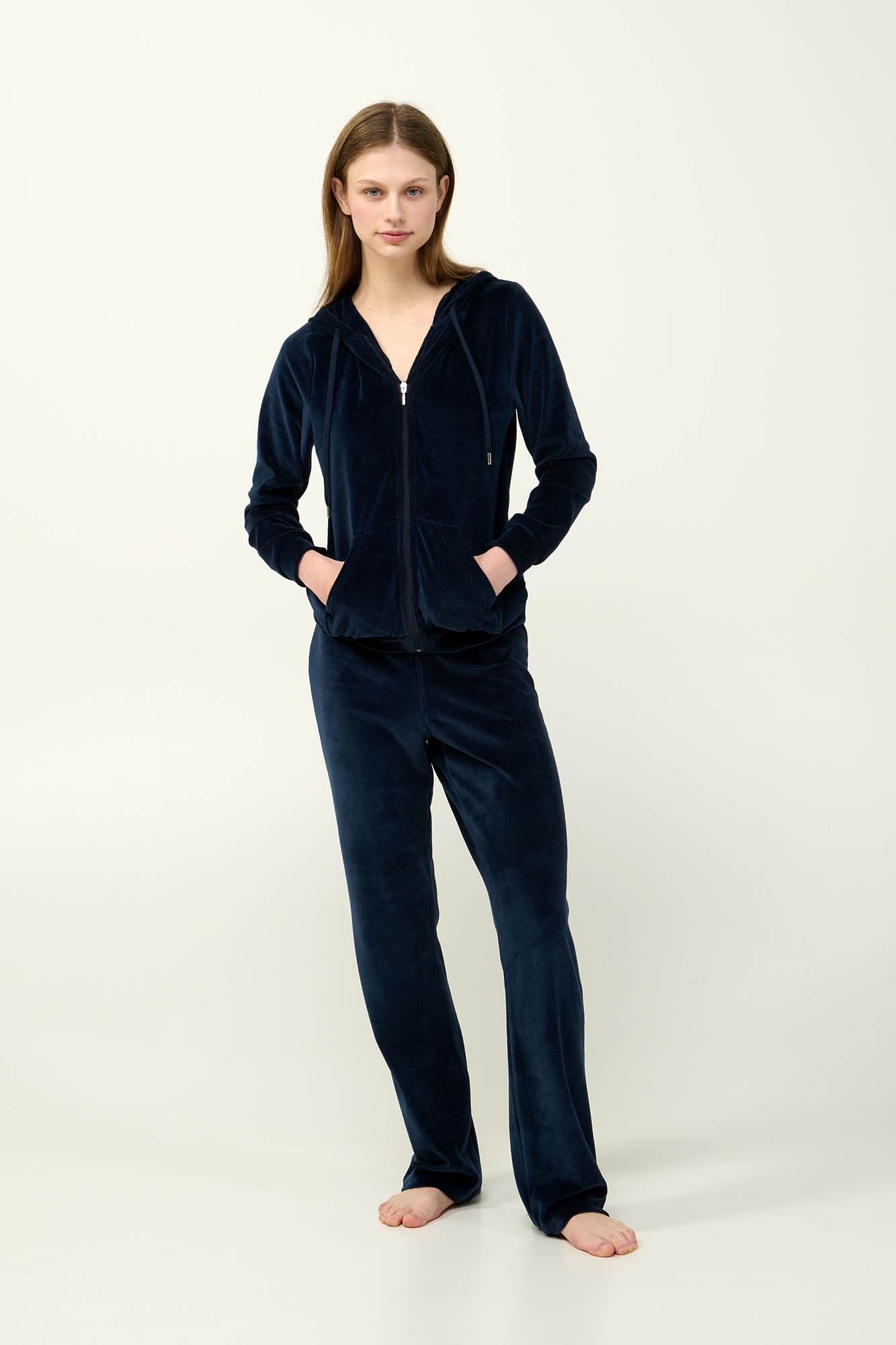 Γυναικεία Velvet Φόρμα με Κουκούλα