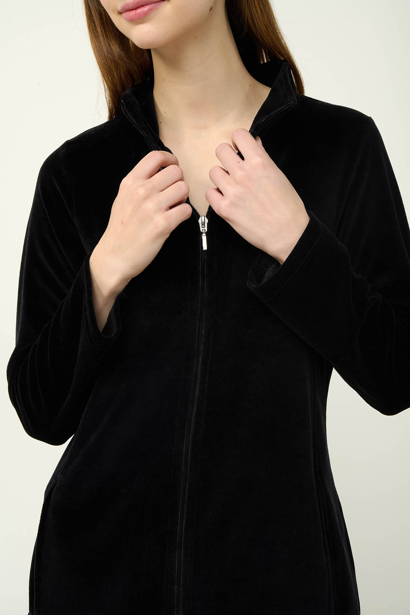 Γυναικεία Velvet Φόρμα με Φερμουάρ